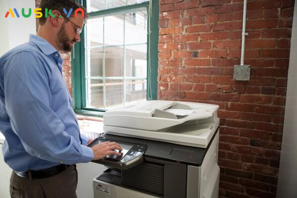 Máy photocopy bị hỏng khi vận chuyển ai chịu trách nhiệm?