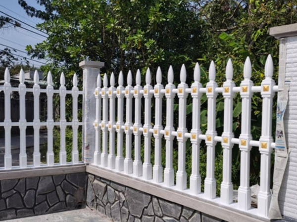 Giá làm hàng rào bê tông thay đổi theo sự phức tạp của họa tiết