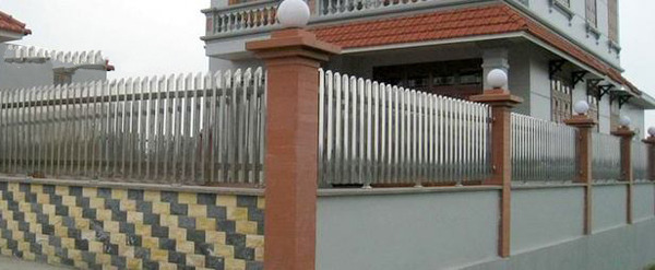 Tường rào bằng inox đầu nhọn an toàn