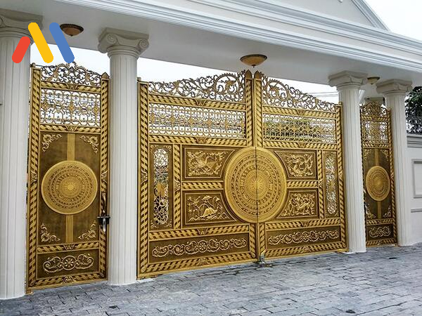 Thiết kế cửa cổng sắt mỹ thuật họa tiết trống đồng