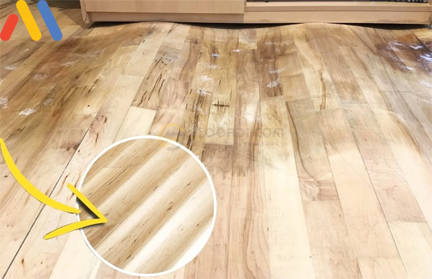 Sửa chữa sàn gỗ bị phồng do ẩm đúng cách