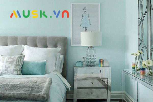 Phòng ngủ với sơn nhà màu xanh da trời làm chủ đạo