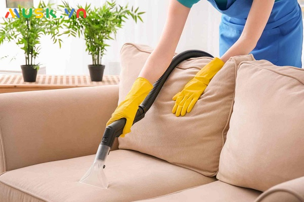 Hướng dẫn cách vệ sinh ghế sofa tại nhà siêu sạch và đơn giản 