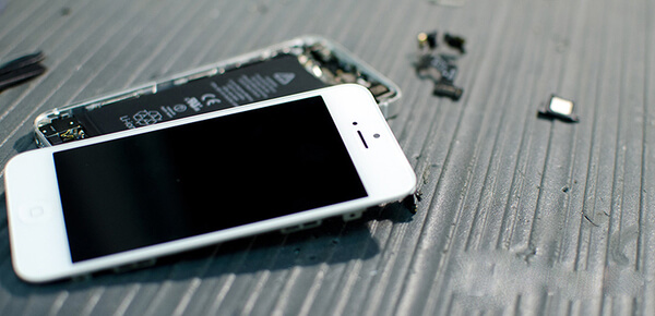 Dấu hiệu nhận biết iPhone bị lỗi màn hình đen