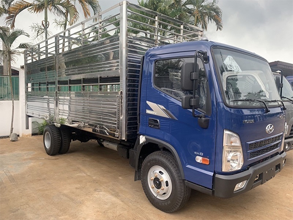 Xe tải chở lợn Hyundai Mighty Ex8 Series 6-7 tấn