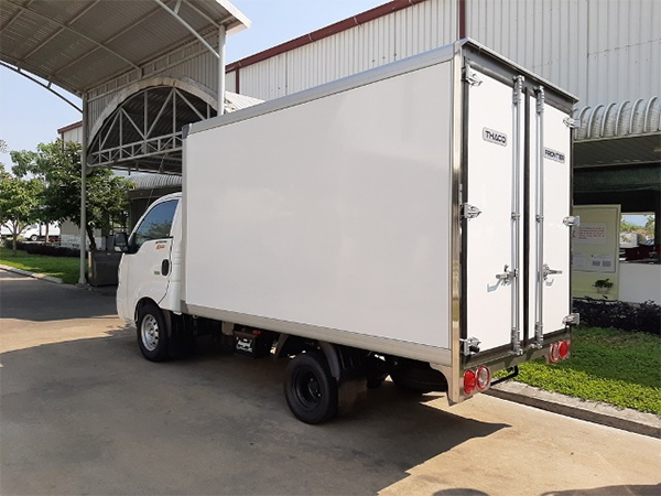 Xe tải thùng bảo ôn tiết kiệm thời gian trong việc vận chuyển hàng hóa