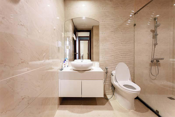 Hiện đại với mẫu thiết kế nội thất phòng tắm cho mẫu nhà cấp 4 8x15