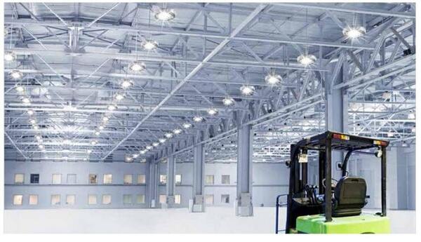 Sử dụng đèn led nhà xưởng để đảm bảo ánh sáng và tiết kiệm chi phí