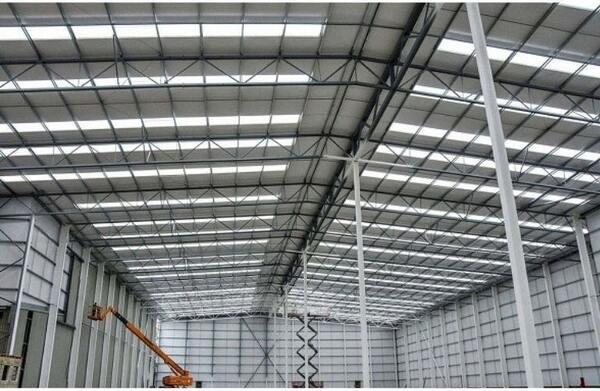 Nhà xưởng có mái thông sáng giúp tiết kiệm điện năng hiệu quả