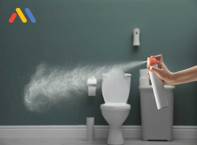 Cách khử mùi nhà vệ sinh với nước hoa
