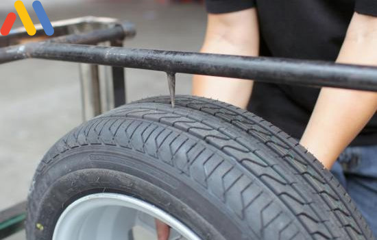 Lớp keo tráng lốp chống đinh có rất nhiều lợi ích cho lốp xe