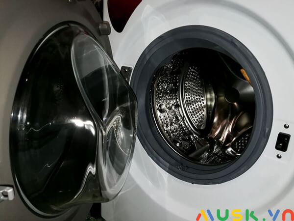 vệ sinh máy giặt electrolux cửa trên và cửa trước thường xuyên