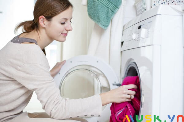 cách vệ sinh máy giặt cửa trước bằng cách vệ sinh cửa máy giặt