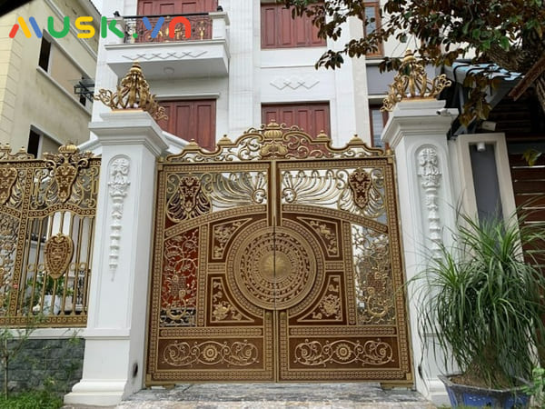cổng nhôm đúc Thuận buồm xuôi gió đẹp nhất