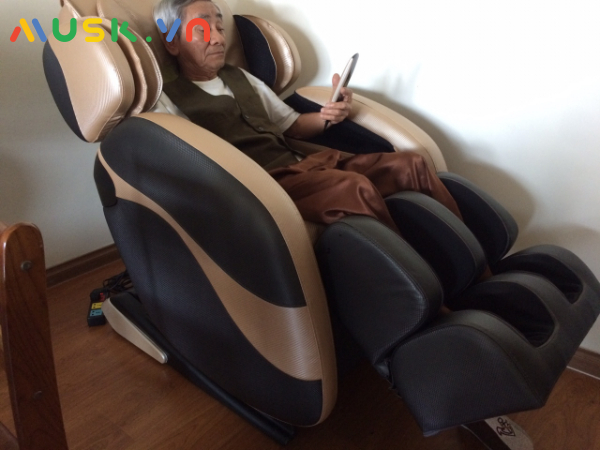 ghế massage tốt cho người cao tuổi