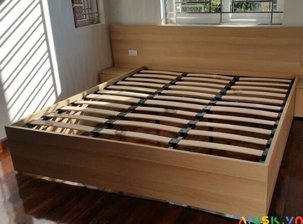 Giường gỗ Keo mang lại cho bạn sự hài lòng từ chất lượng đến phong thủy
