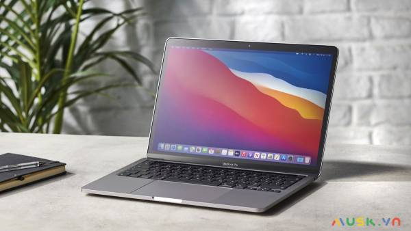 MacBook Pro 13 inch 2020 bản Intel và M1 có màu sắc thanh lịch