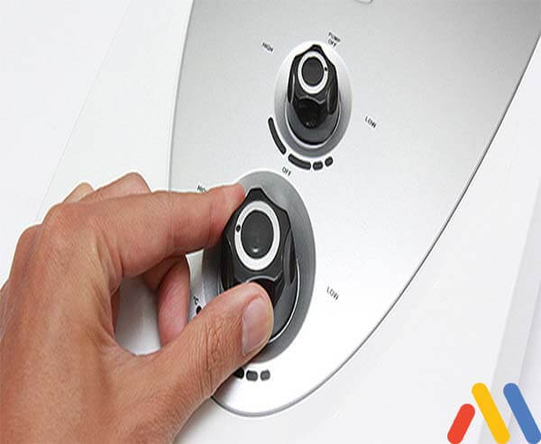 Khắc phục máy nước nóng ariston không nóng do nút nhiệt độ điều chỉnh bị hỏng