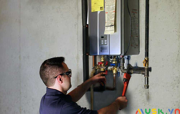 máy nước nóng quá nóng: Liên hệ với đơn vị sửa chữa chuyên nghiệp