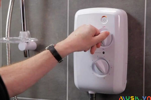 lựa chọn máy nước nóng trực tiếp loại nào tốt và có các yếu tốt an toàn