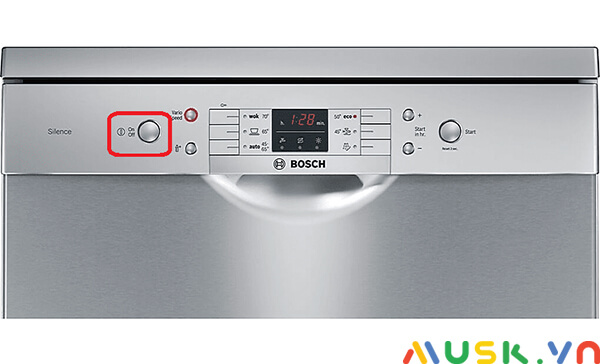 hướng dẫn sử dụng máy rửa bát bosch sms63l08ea: Nút nguồn của máy rửa bát Bosch SMS63L08EA 