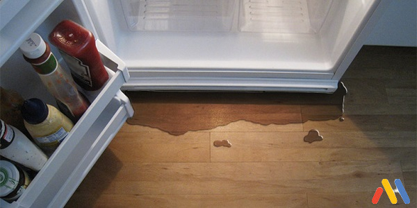 lỗi ngăn mát tủ lạnh bị chảy nước