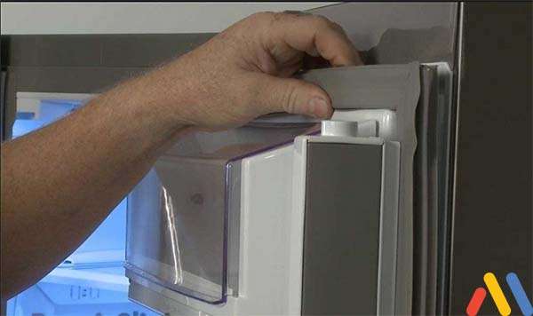 Cách sử dụng tủ đông tiết kiệm điện: Kiểm tra gioăng cao su thường xuyên