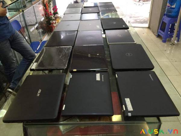 Dịch vụ thu mua laptop cũ quận Tân Phú giá cao