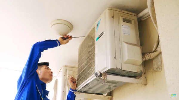 vệ sinh máy lạnh chuyên nghiệp huyện Bình Chánh